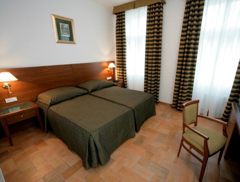 กาลิเลโอ โฮเต็ล Hotel ปราก ภายนอก รูปภาพ